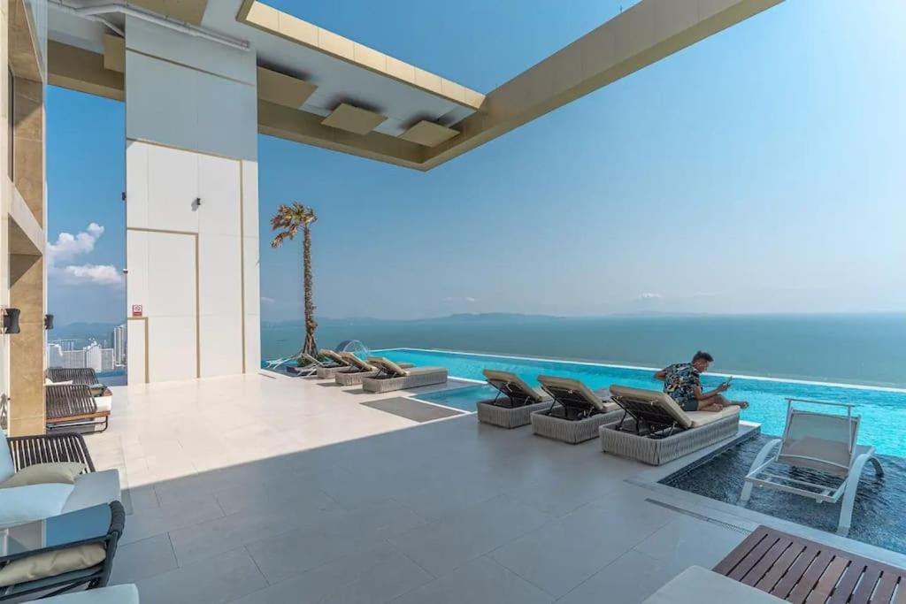Sea View 5 Star Facilities Luxury Stay At Pattaya 乔木提恩海滩 外观 照片